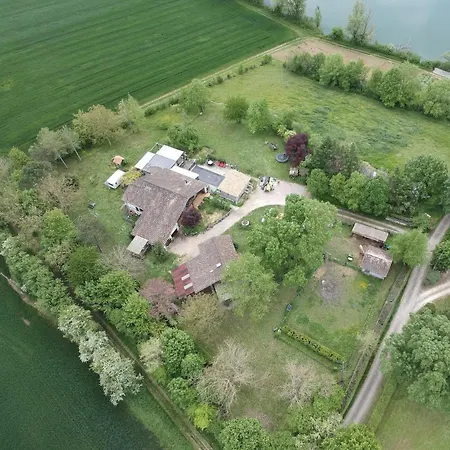 Holiday park Les Gites Du Quercy - Domaine De Poujol Montfermier